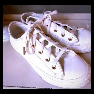 Girls White and Rose Gold Converse size Youth 3